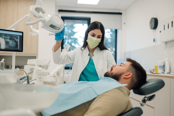 The Role Of A Periodontist In Oral Health